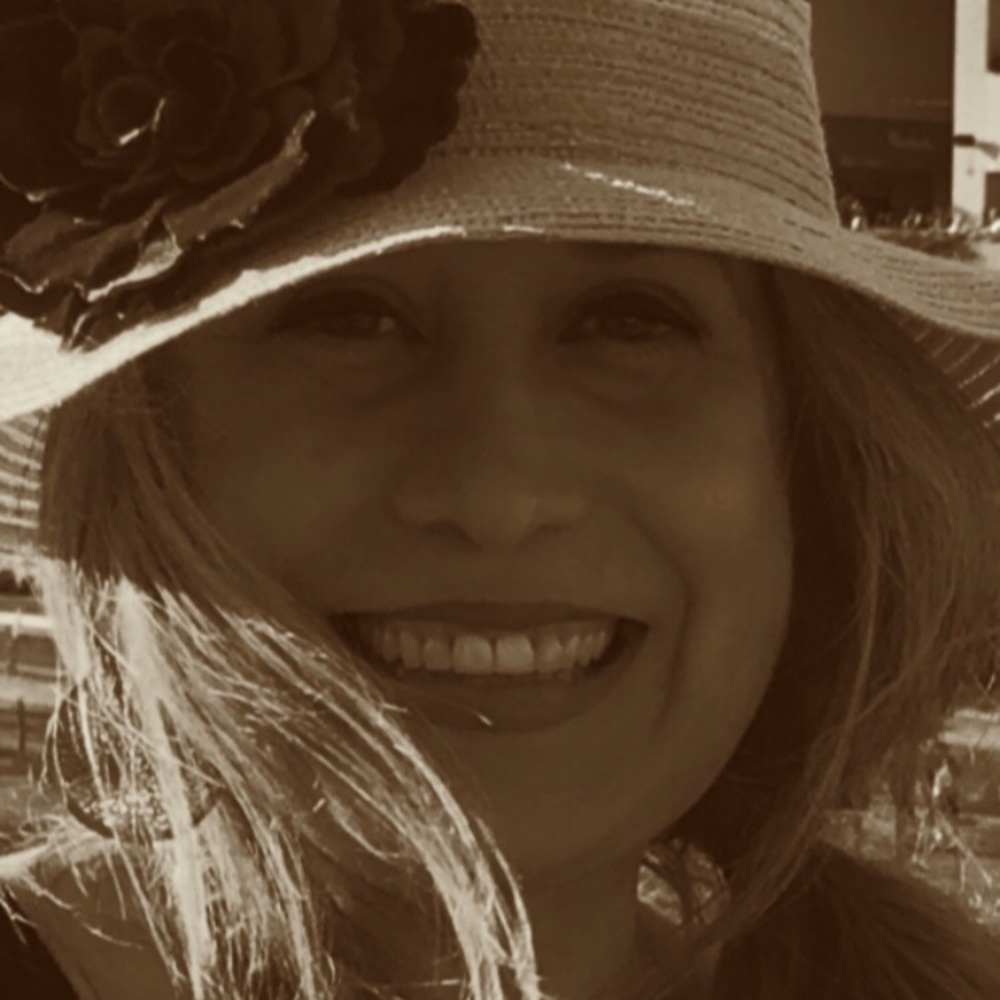 Meet your Posher, Valentina